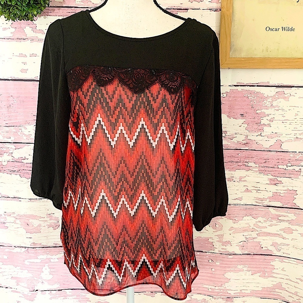 I.N STUDIO Red Black Chevron Print Lace Blouse S